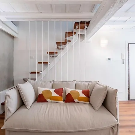 Flo Loft *